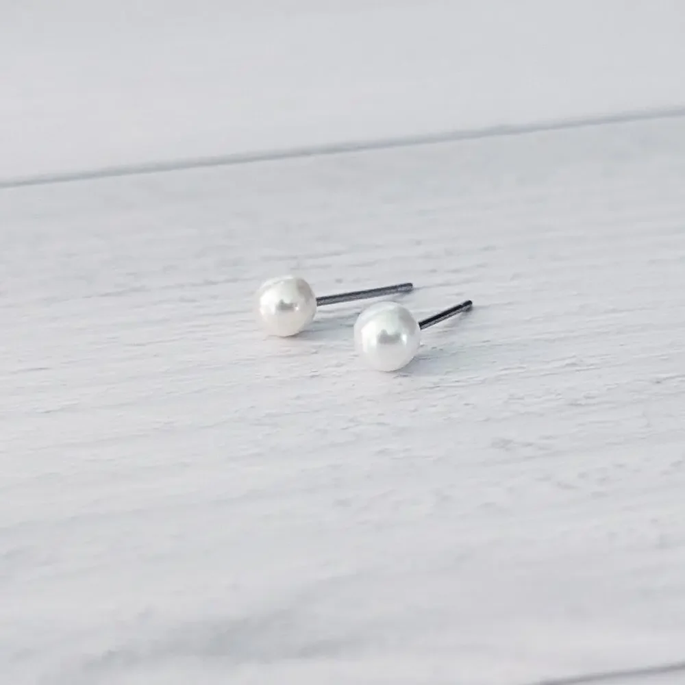 Small Faux Pearl Stud Earrings - Dainty